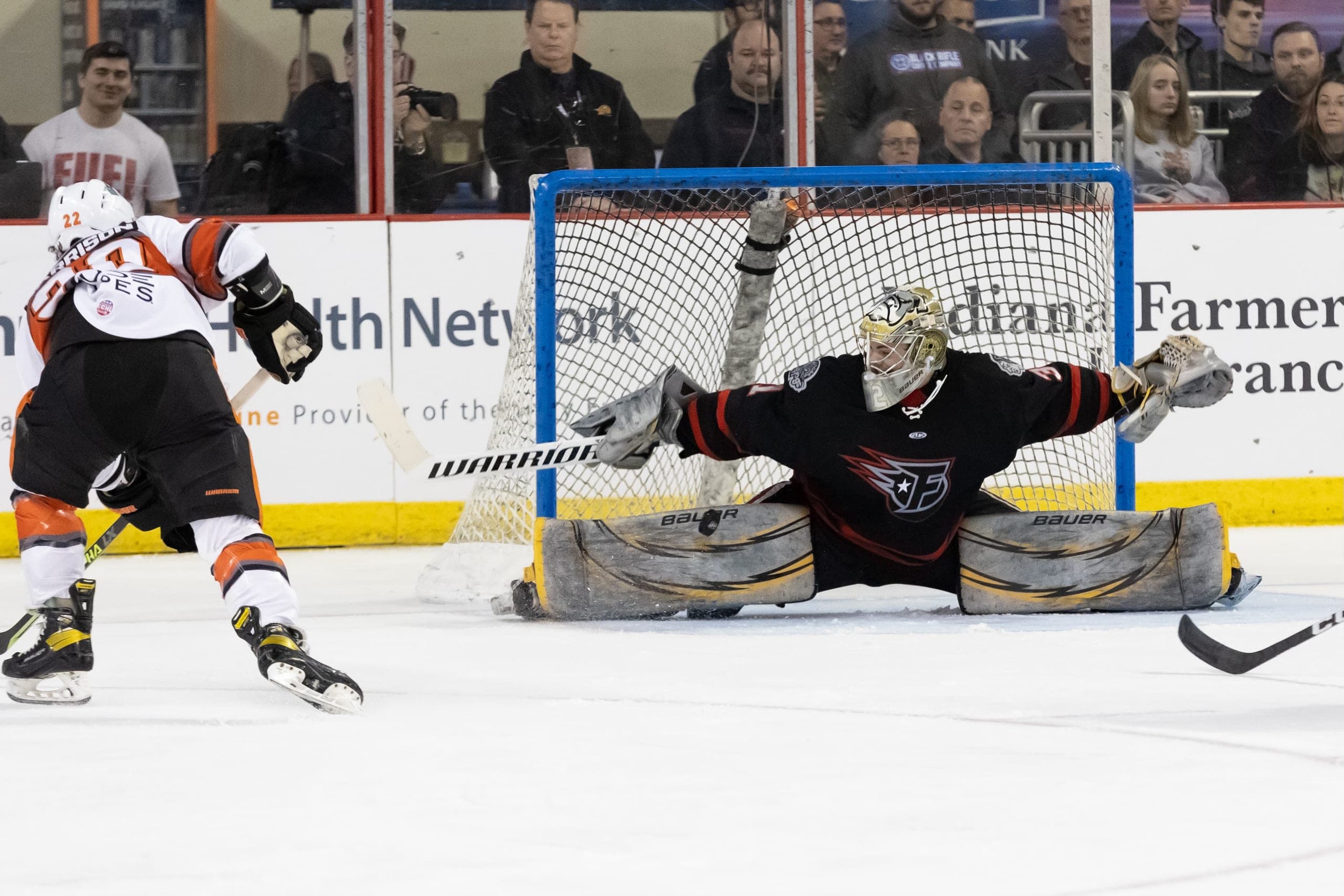 Cam Gray stretching into a full-extension pad save for the Indy Fuel.
